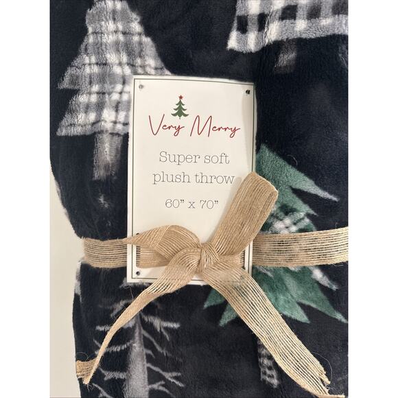 Black & White PLAID CHRISTMAS TREE 60x70” Oversized Plush Throw Blanket Forrest - Picture 2 of 6